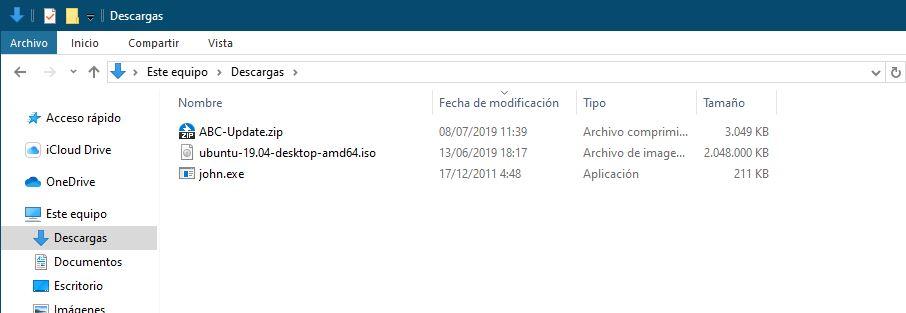 Windows 10 carpeta descargas sin agrupar