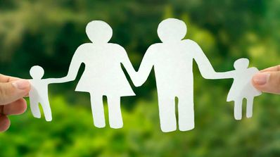 Familia de papel