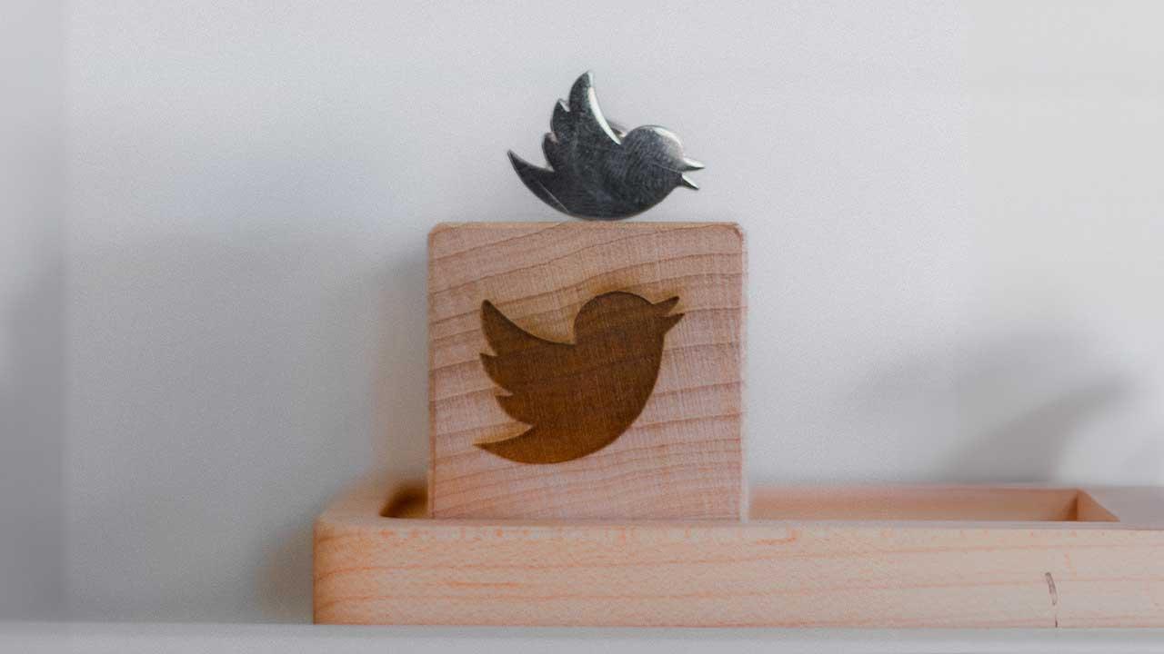 Twitter en madera