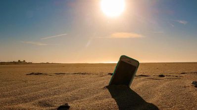 Evitar que roben el móvil en la playa