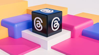 Cubo con el logotipo de Threads