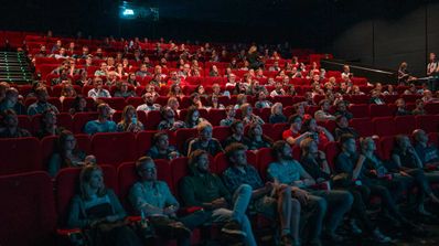 cine fiesta sala