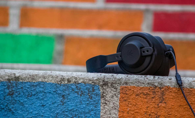 cascos música BSO