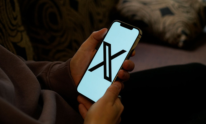 Móvil con la aplicación X
