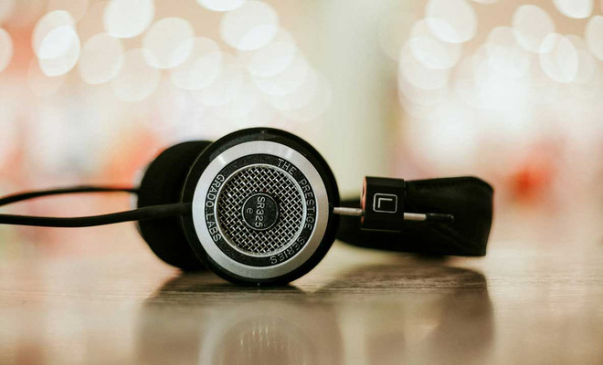 cascos musica