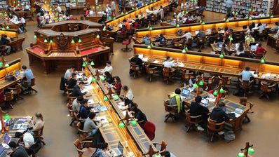 biblioteca estudiantes