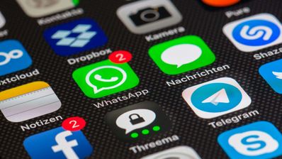 Menú móvil WhatsApp