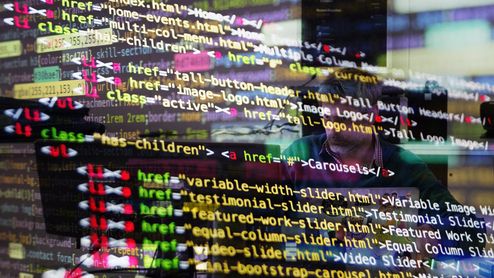Ventana de un monitor con el correspondiente código fuente para programar.