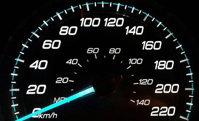 Acelerador de coche