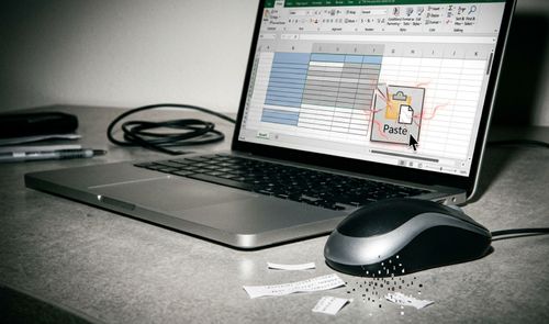 Hoja de cálculo de Microsoft Excel con la función de copiar y pegar bloqueada