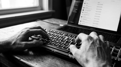 Pantalla de configuración de Google Chrome mostrando el menú de exportación de contraseñas.