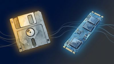 Ilustración de un disquete clásico de 3,5 pulgadas junto a una unidad de almacenamiento SSD M.2 moderna sobre un fondo oscuro con líneas onduladas.