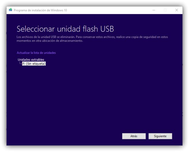 Seleccionar USB de instalacion Windows 10 Fall Creators Update